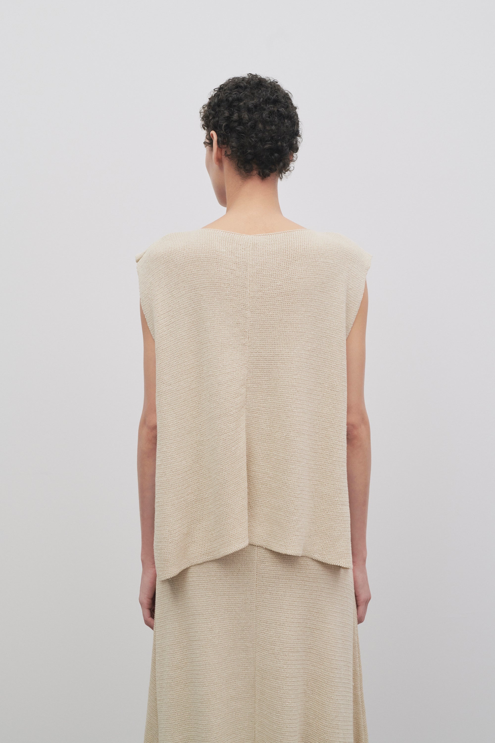 Fira Top in Linen - 5