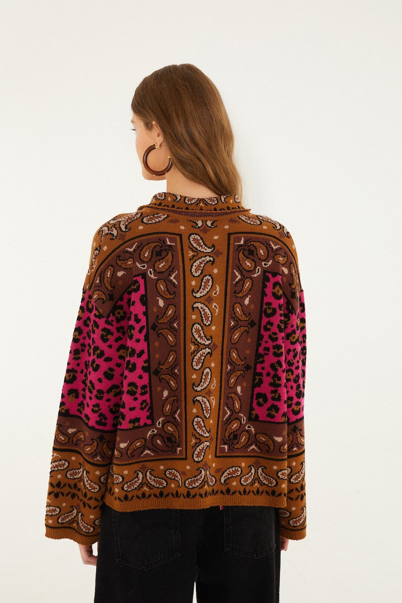 Brown Leopard Scarf Polo Knit Sweater 3