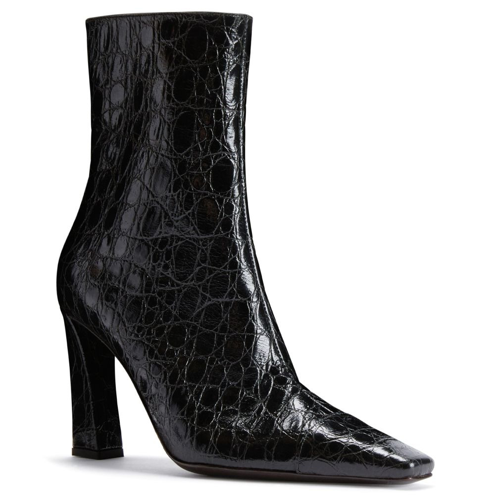 Janiee Bootie 90 - 2