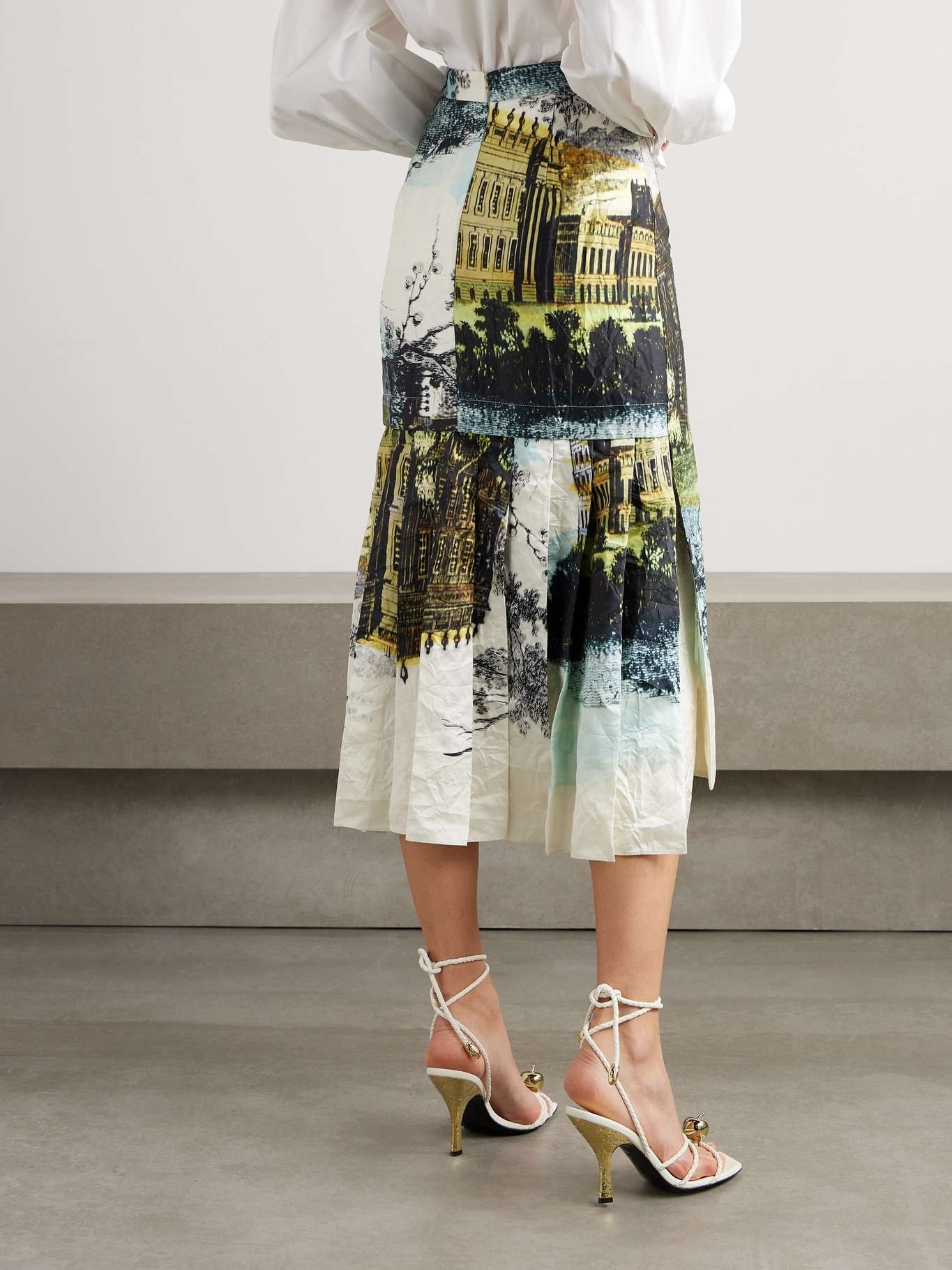 Paneled pleated printed satin midi skirt - 3