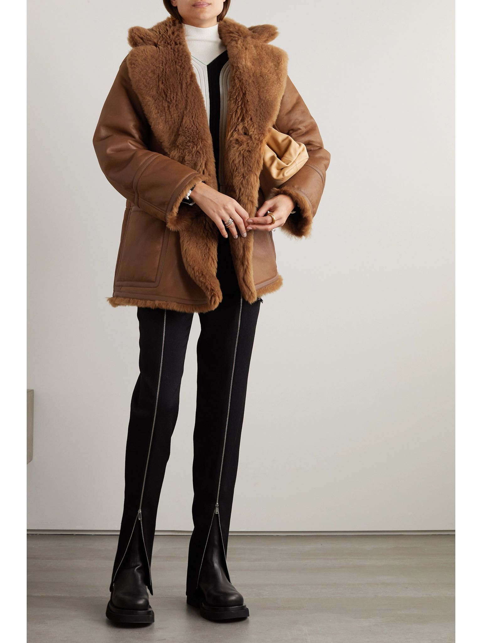 Double-breasted reversible shearling and leather coat Camel - 6