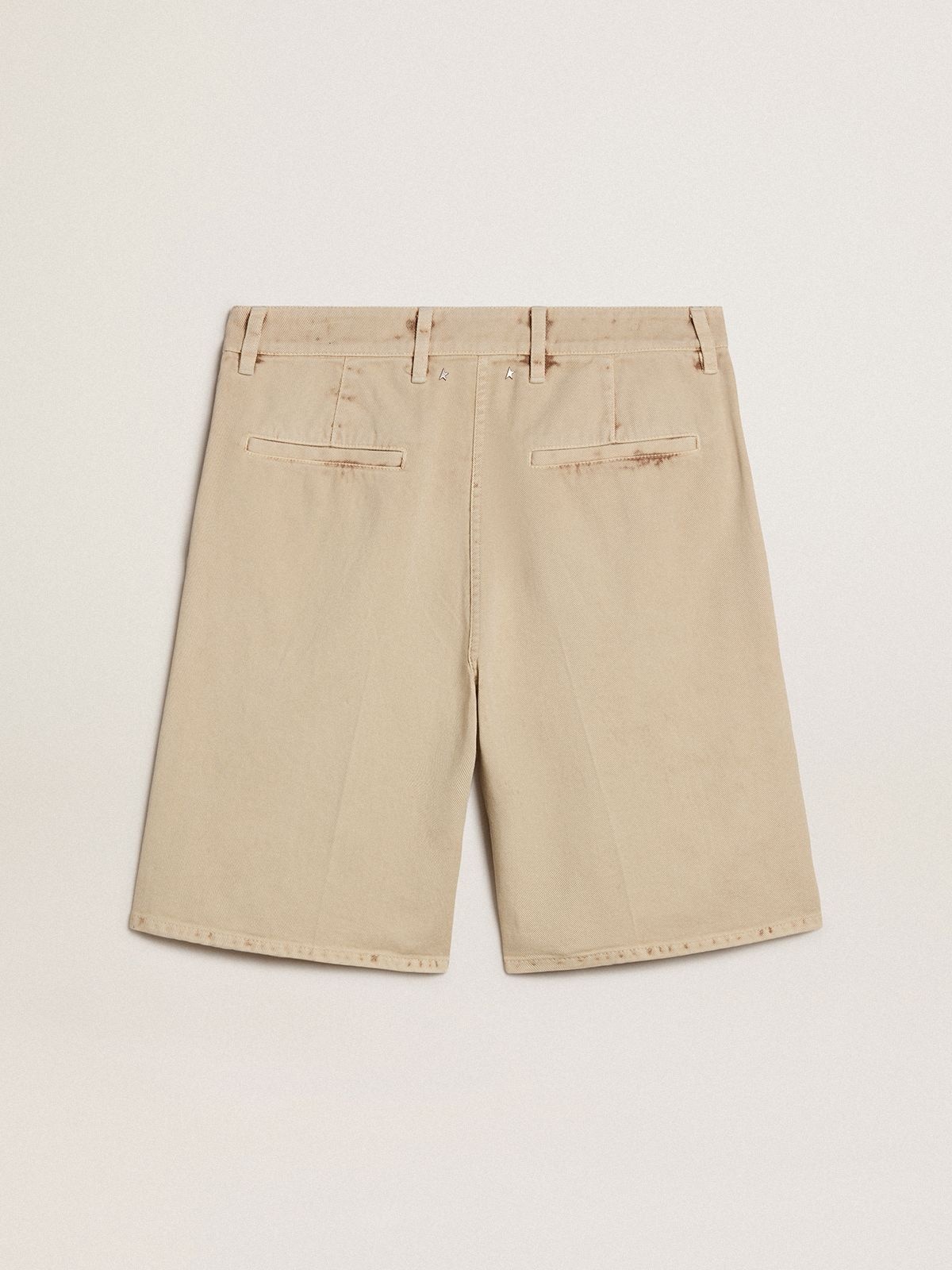 Men's Bermuda shorts in beige denim with a lived-in look finish - 6