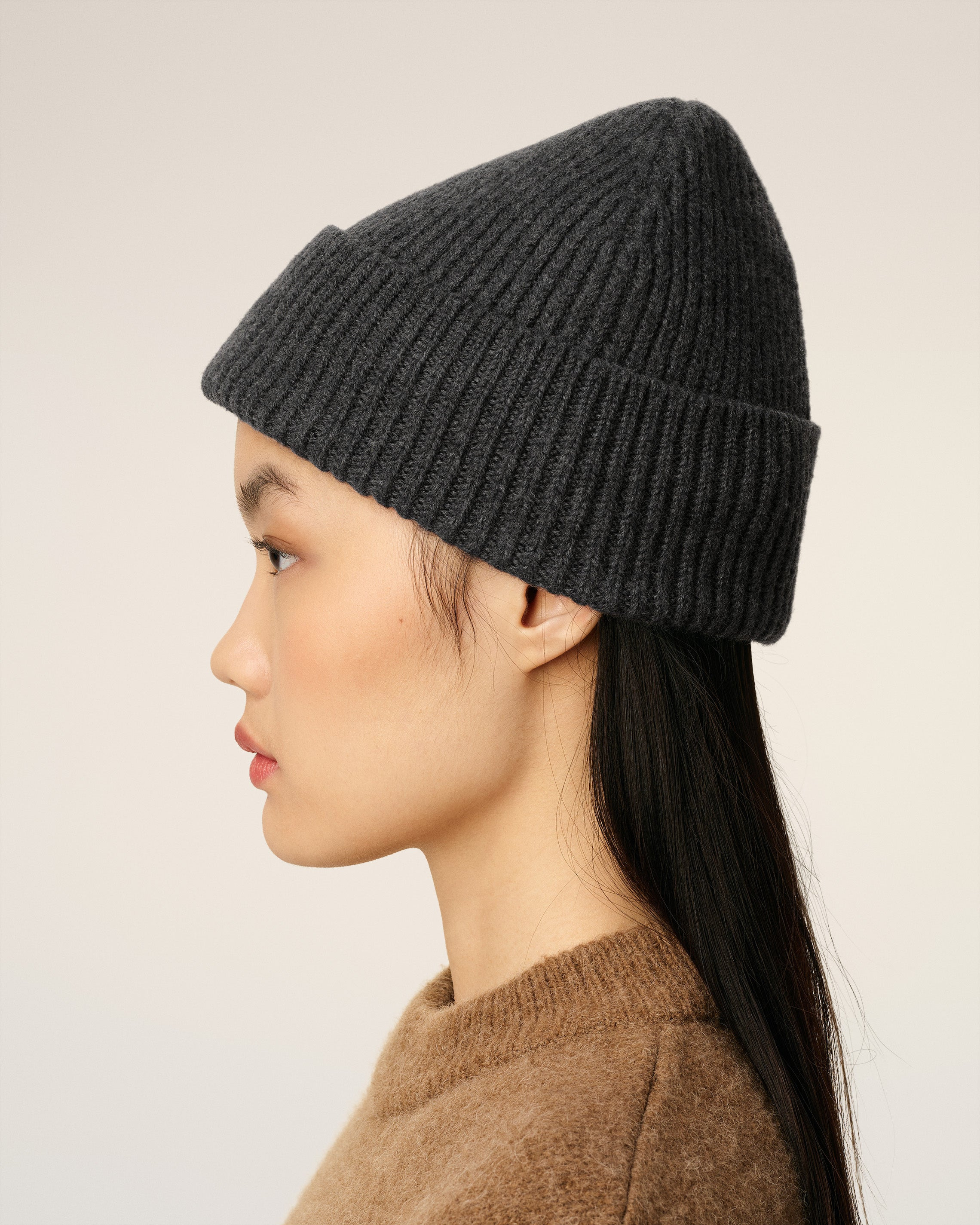 GREY WOOL AMI DE COEUR BEANIE - 5