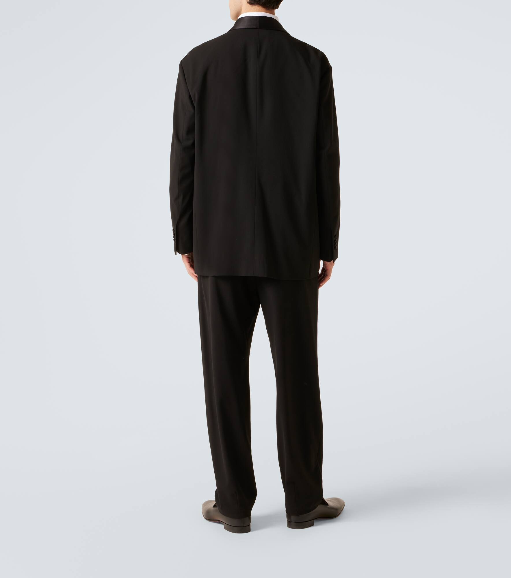 Double-breasted virgin wool suit - 3