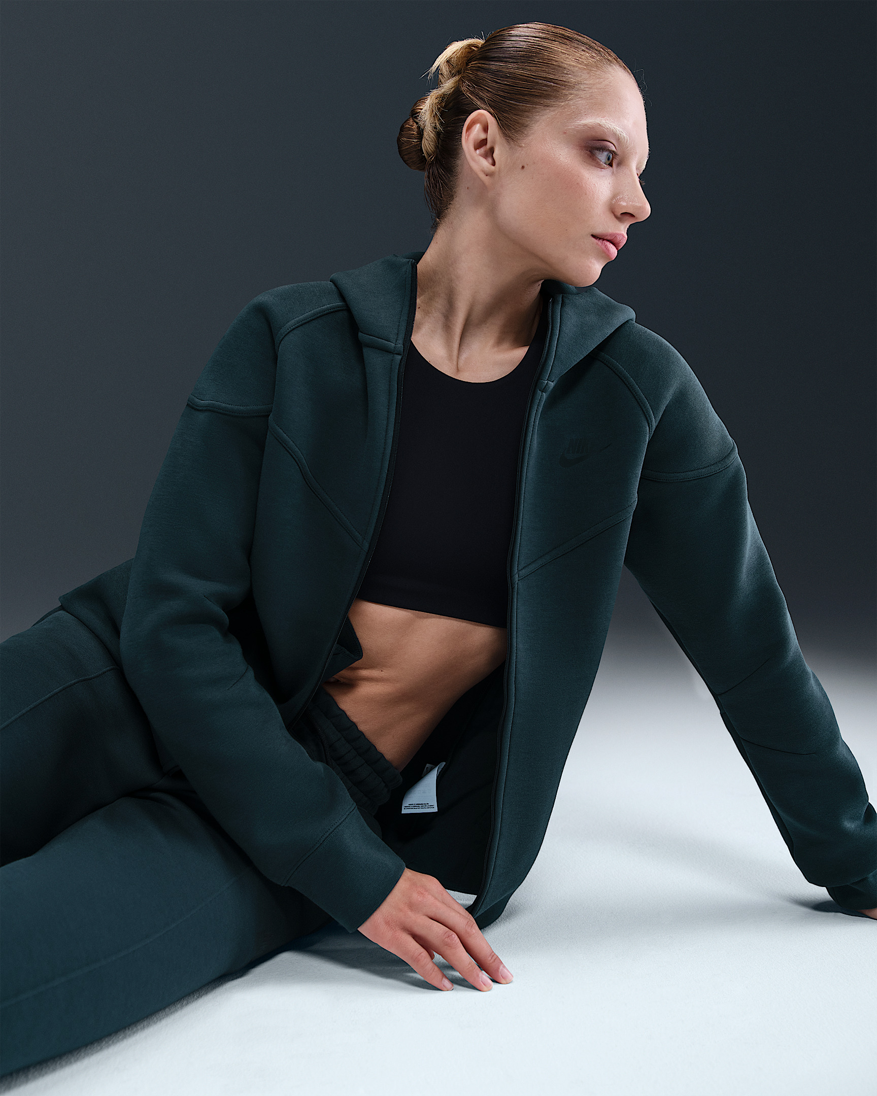 Nike Sportswear Tech Fleece Windrunner Women's Full-Zip Hoodie - 3