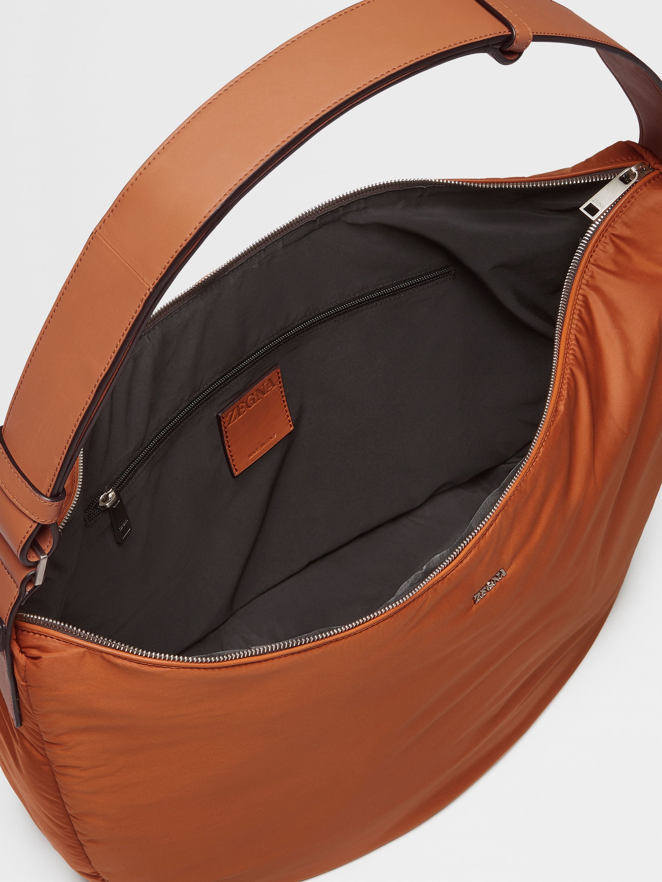 FOLIAGE TECHNICAL FABRIC HOBO BAG - 4