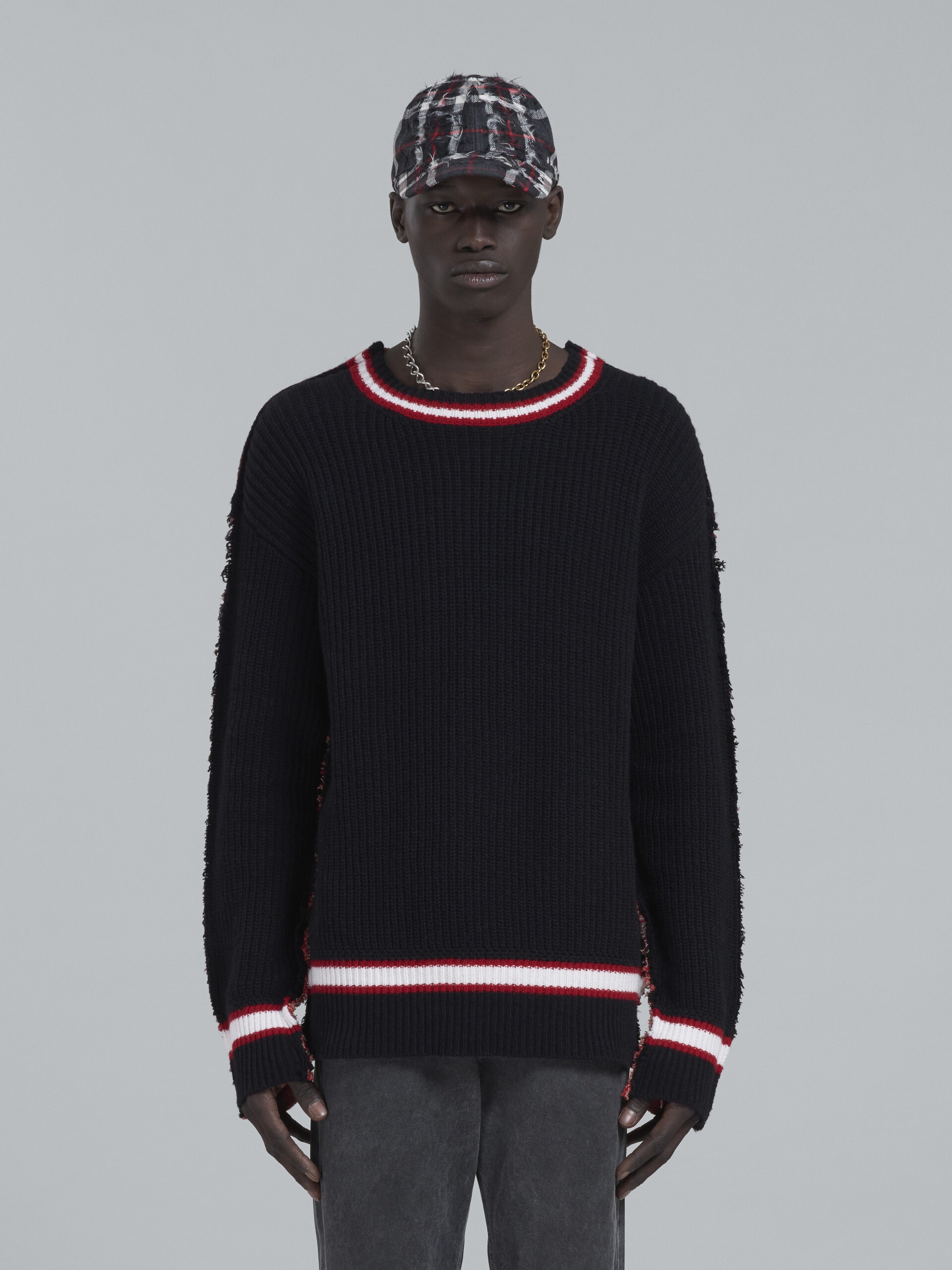 BLACK KNITTED CREWNECK SWEATER - 2