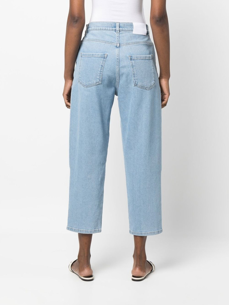 high-waisted cropped jeans 4