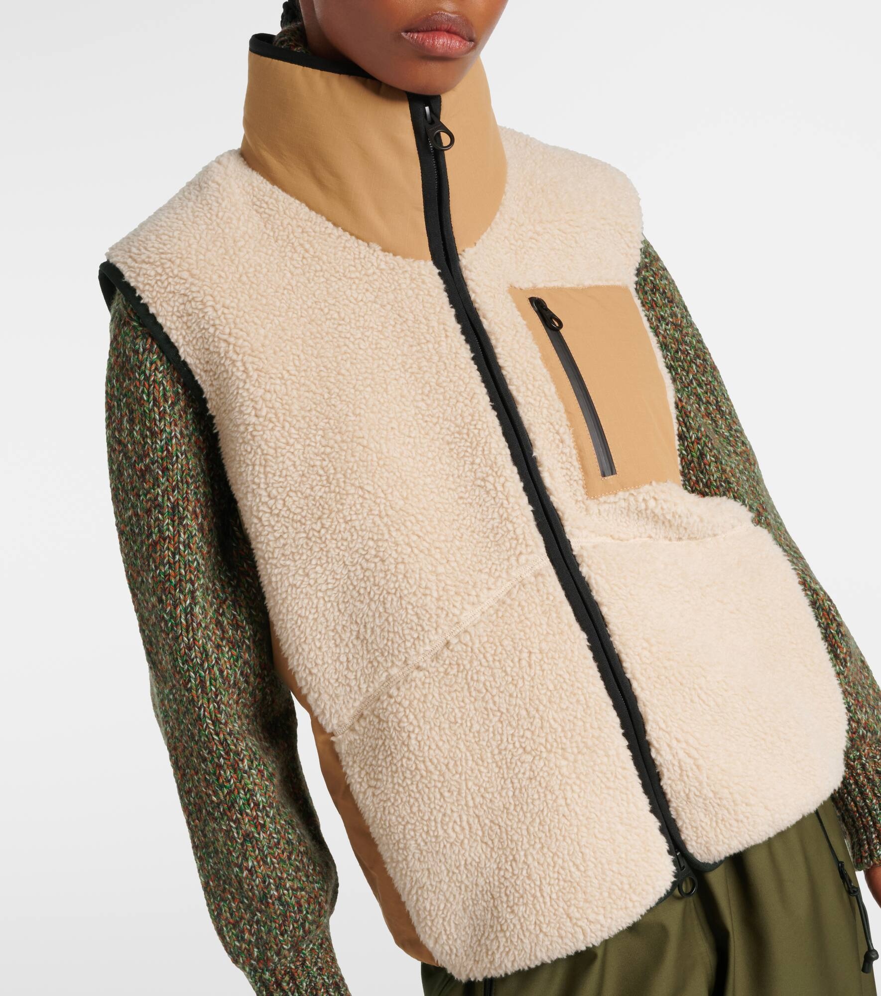 Cashmere, silk, and technical vest - 6