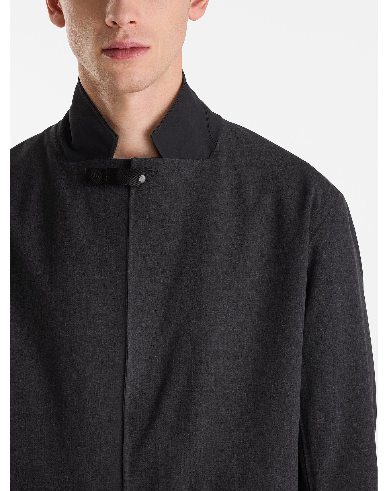 Arc'teryx Lenan Insulated Tech Wool Topcoat | REVERSIBLE