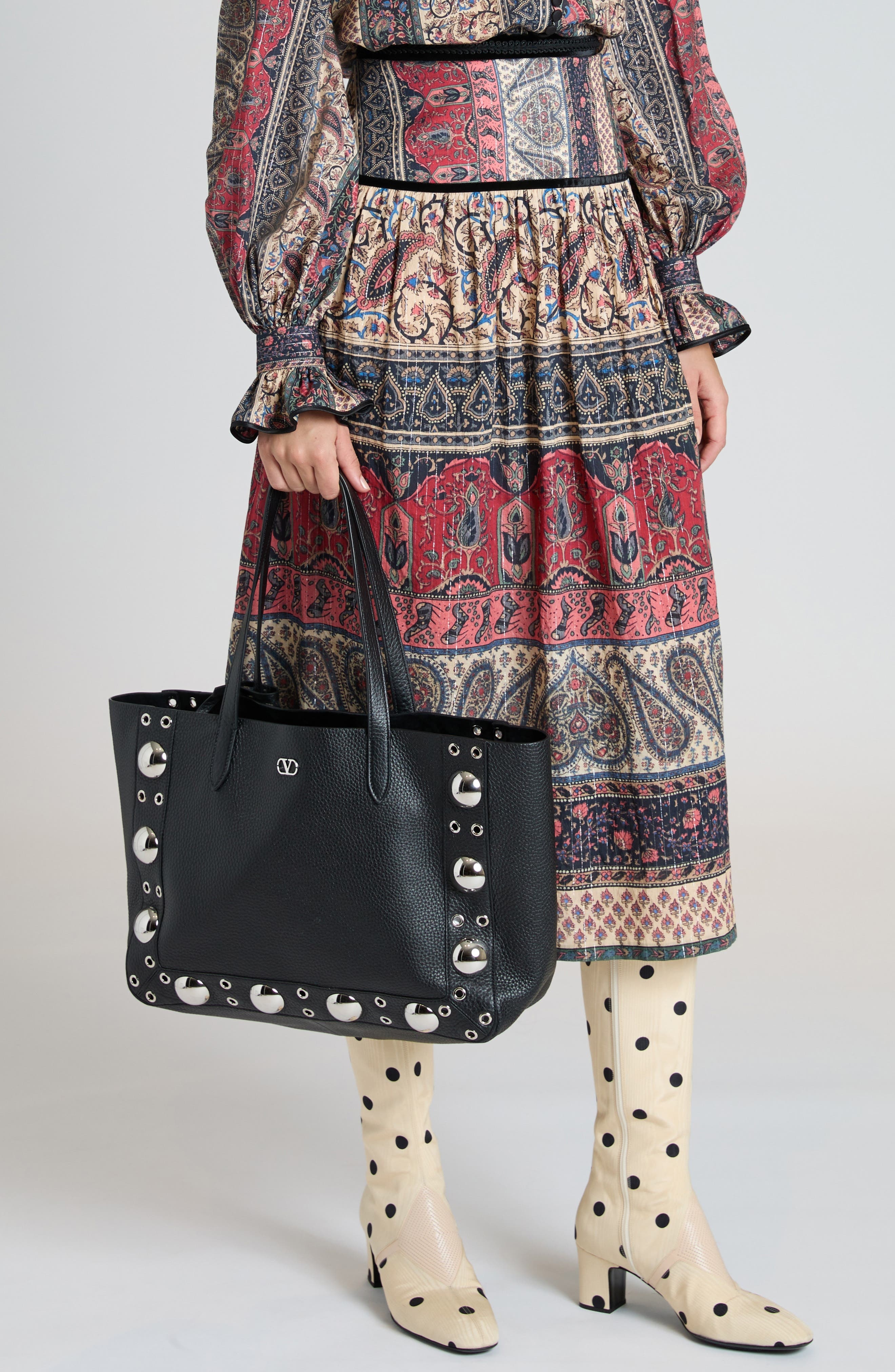 Valentino Garavani Nellcôte Stud Calfskin Tote in 0No Nero at Nordstrom - 2