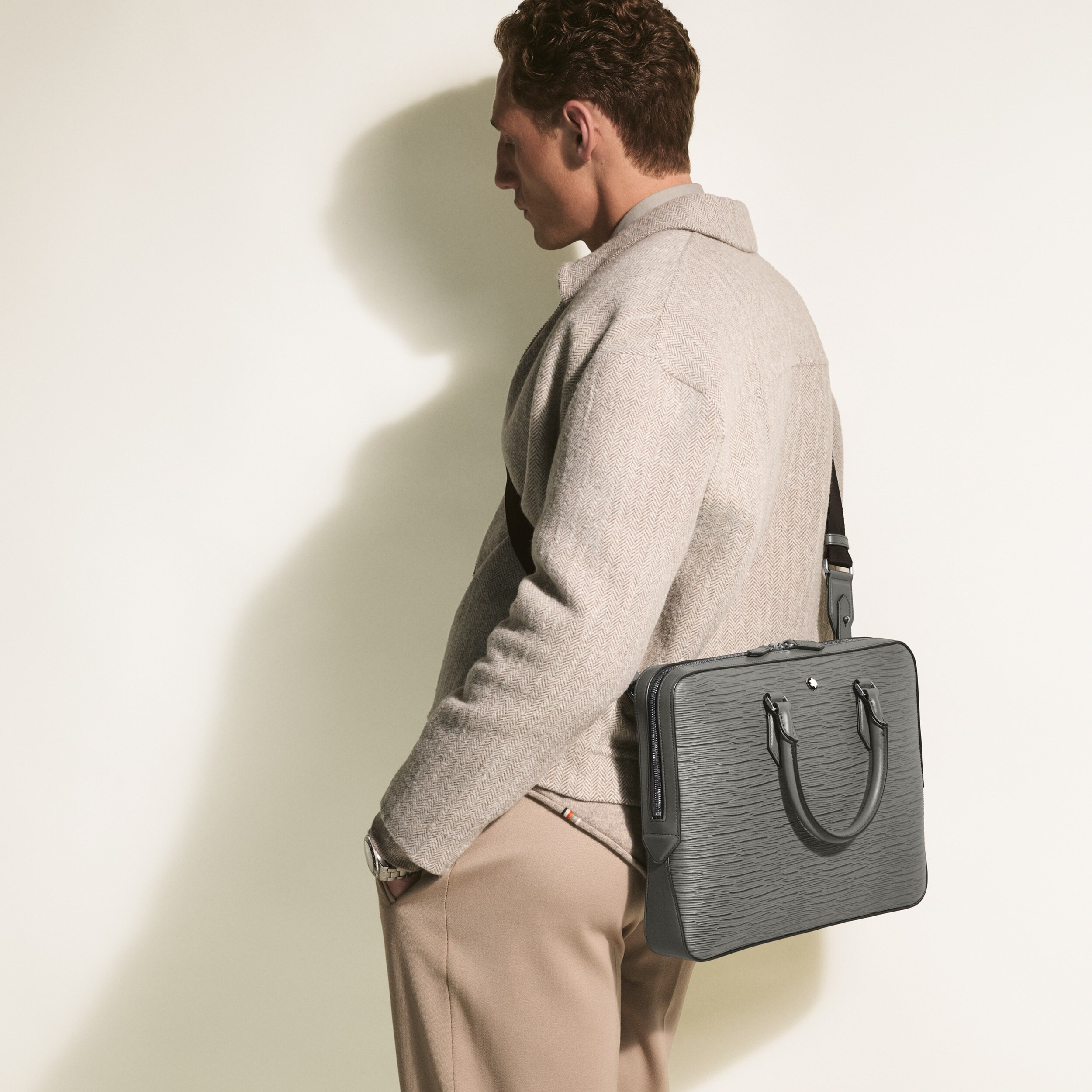4810 thin document case - 7