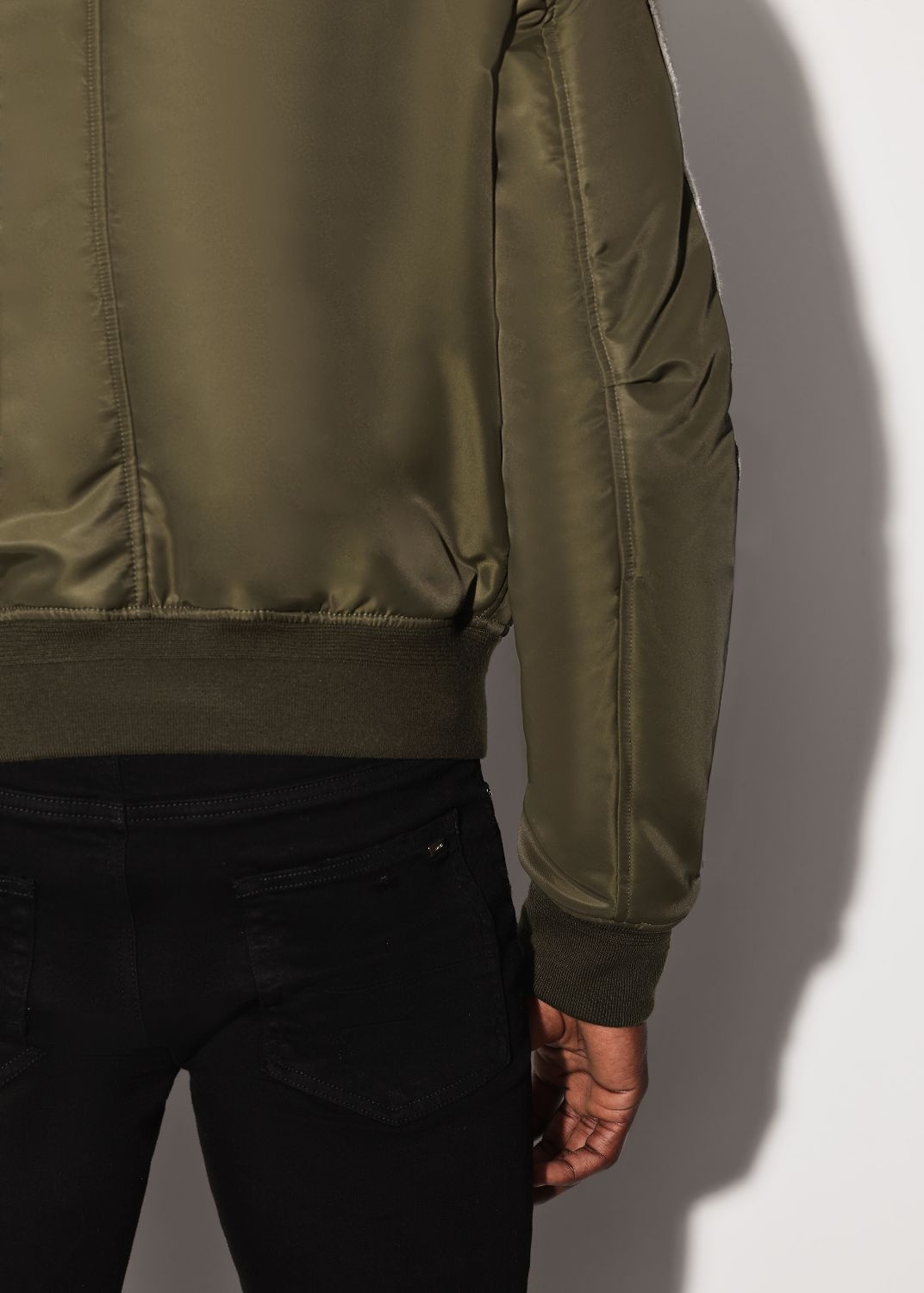 BONES BOMBER - 9