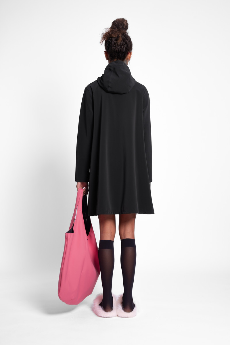 Mosebacke Lightweight Matte Raincoat Black 3