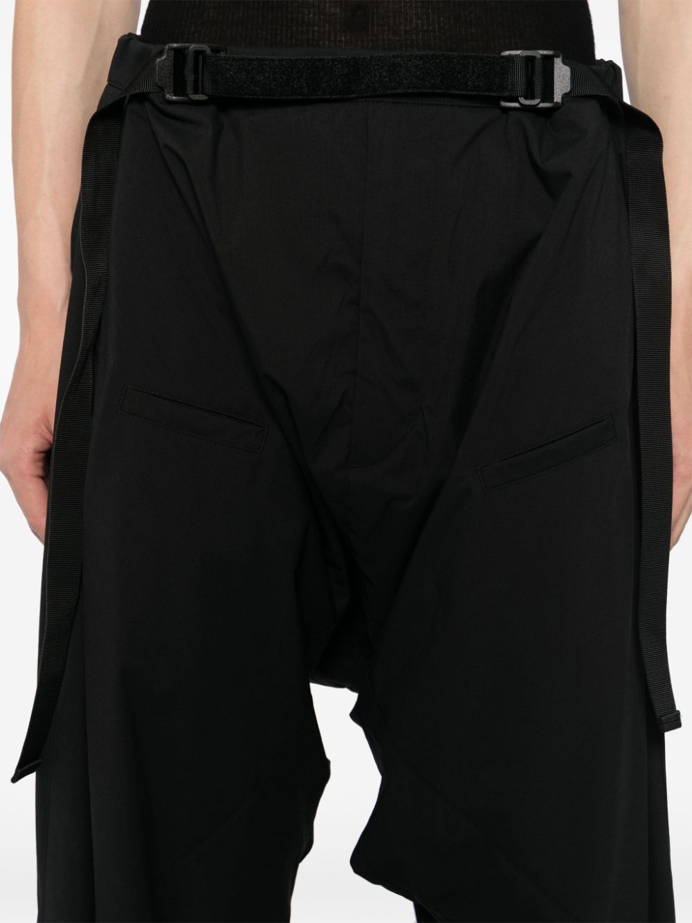 P30BL-E drop-crotch trousers - 5