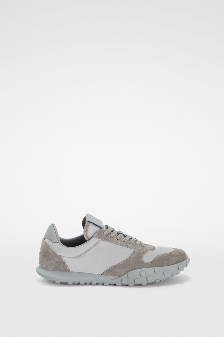 Moon Sneaker - 1
