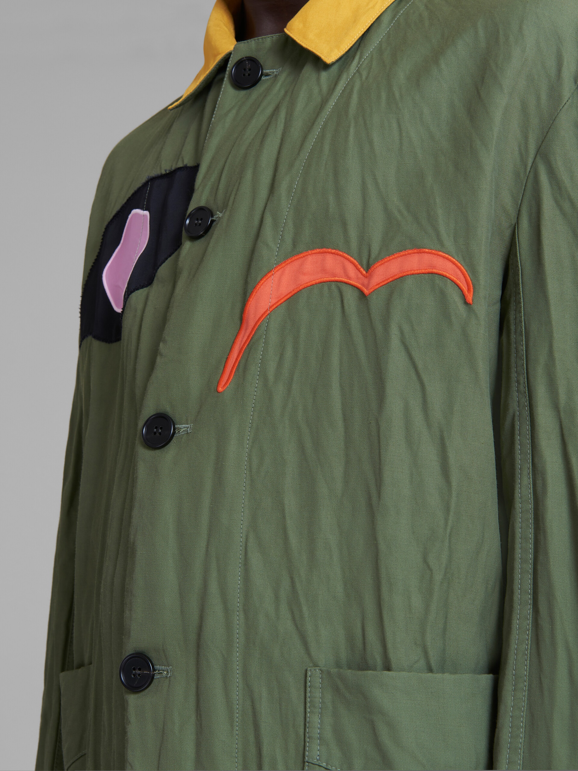 MARNI X NO VACANCY INN - GREEN GABARDINE JACKET WITH EMBROIDERED PATCHES - 5