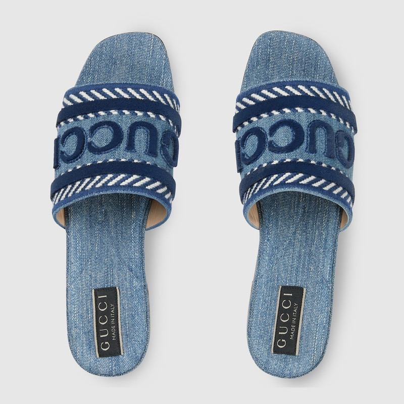 GUCCI Women's slide sandal with Gucci script outlook