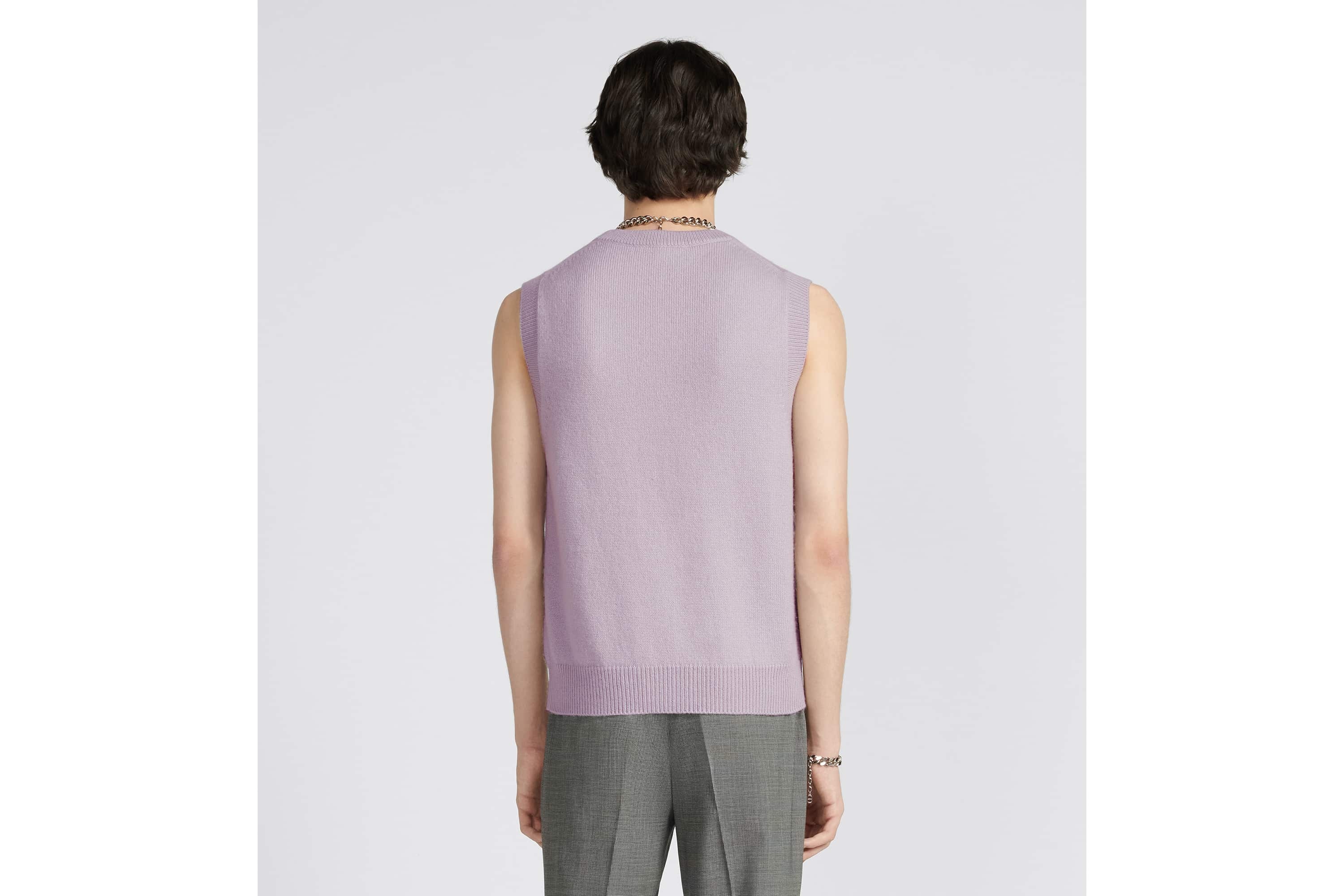 Sleeveless Sweater - 7