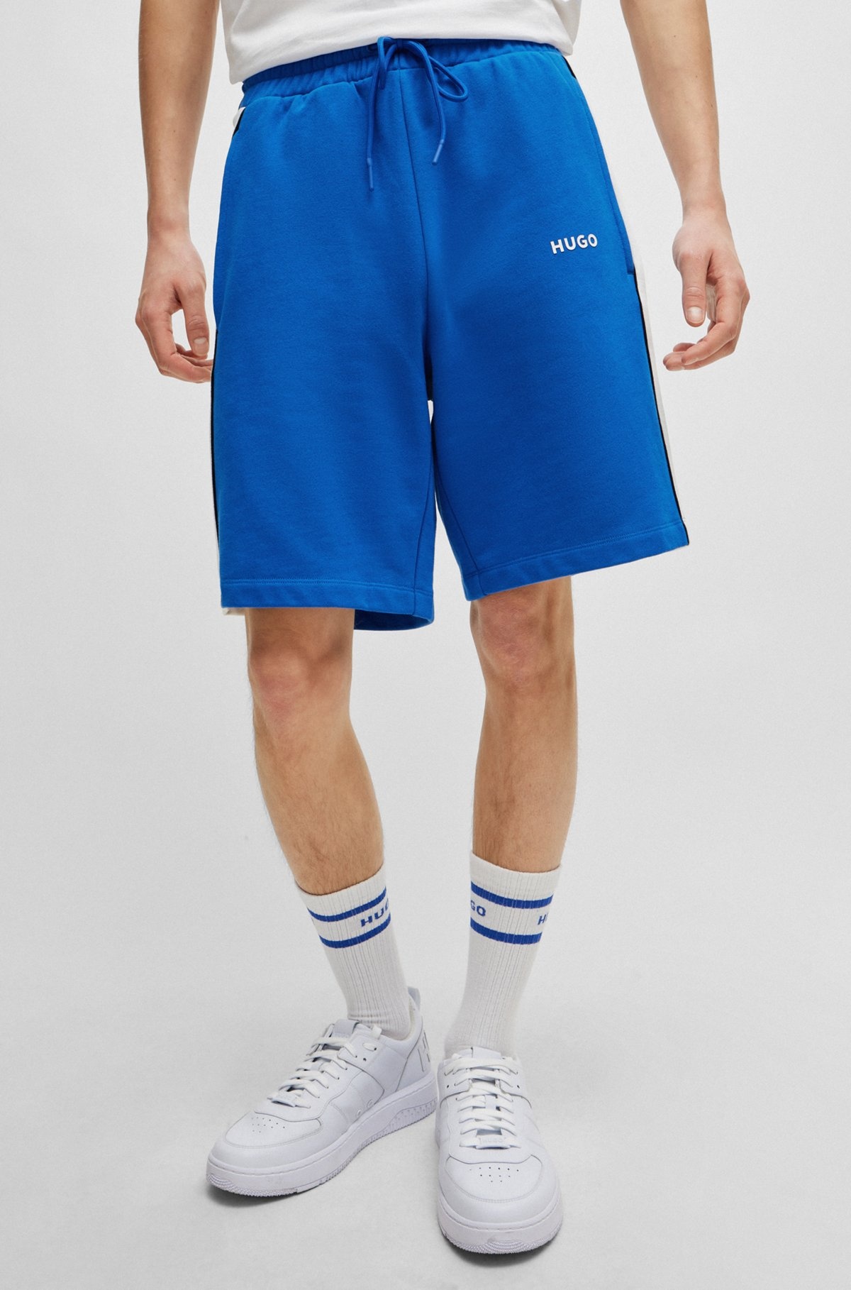 COTTON-TERRY COLOR-BLOCKED SHORTS WITH CONTRAST PANELS - 3