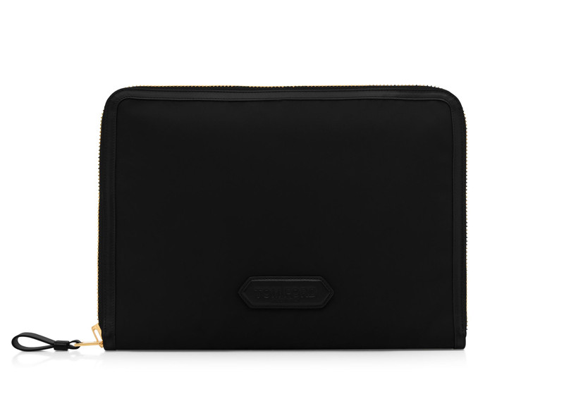 RECYCLED NYLON PORTFOLIO 1