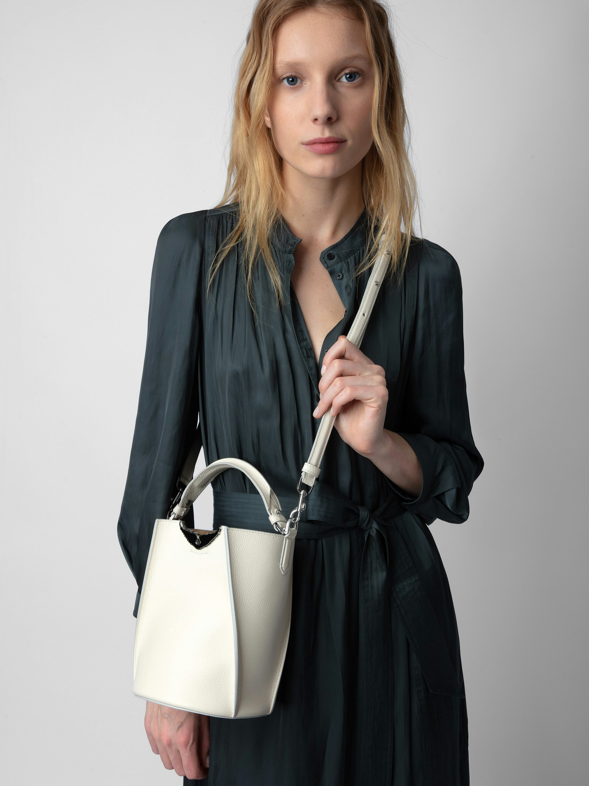 Borderline Bucket Bag - 5