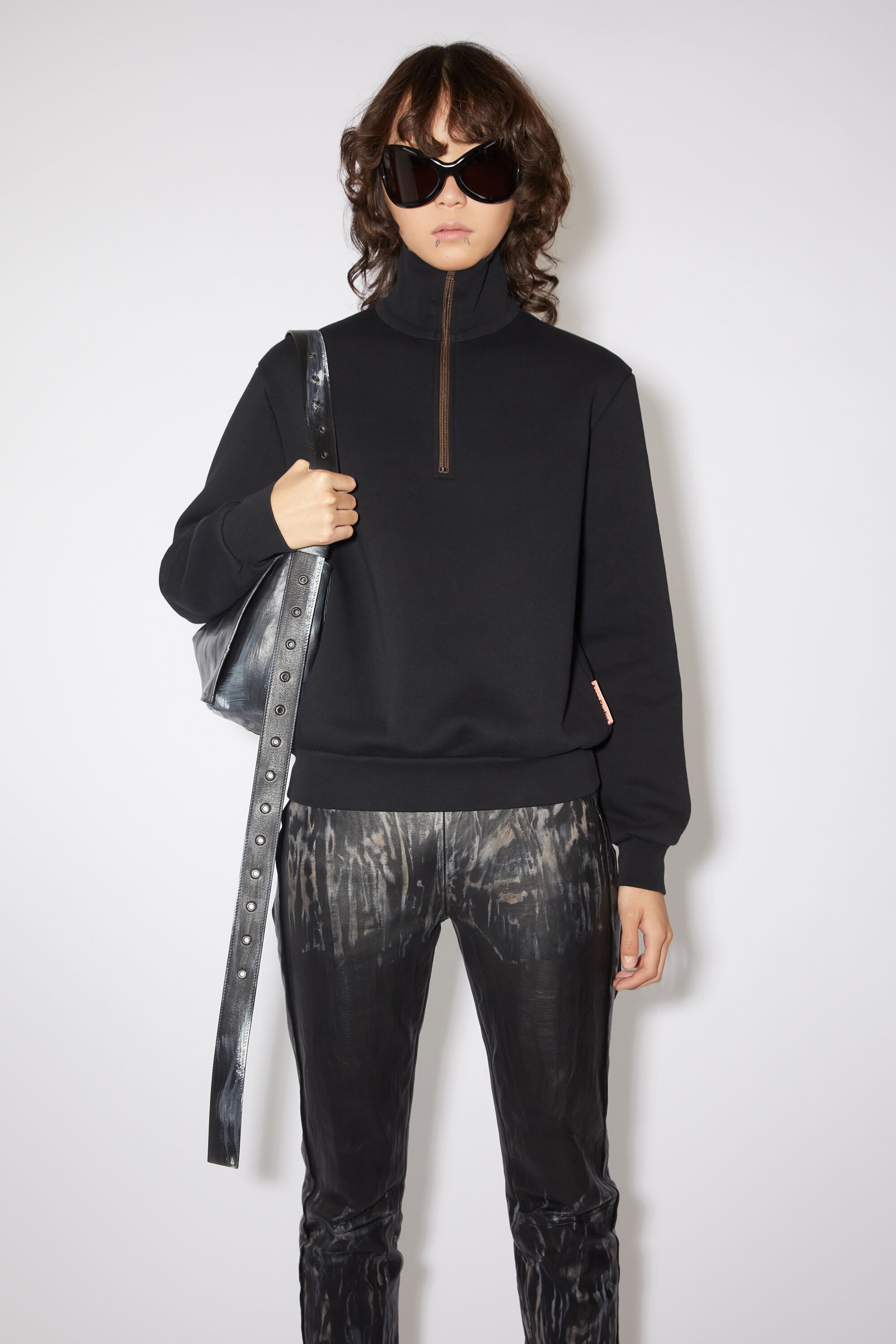 Zippered sweater - Black - 2