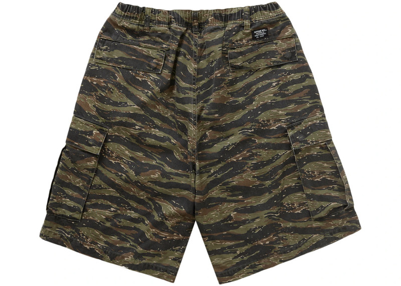 Supreme Supreme Cargo Short (SS24) Olive Tiger Camo outlook