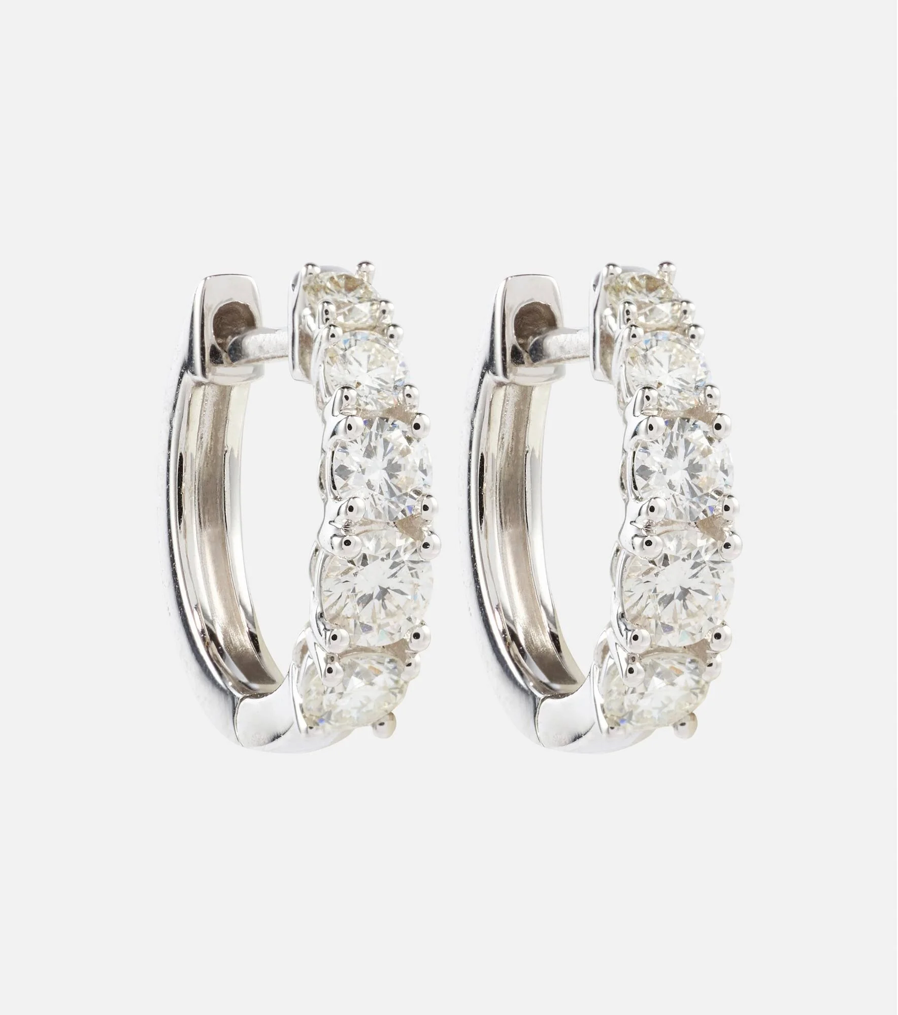 18kt gold huggie earrings with graduated diamonds - 1