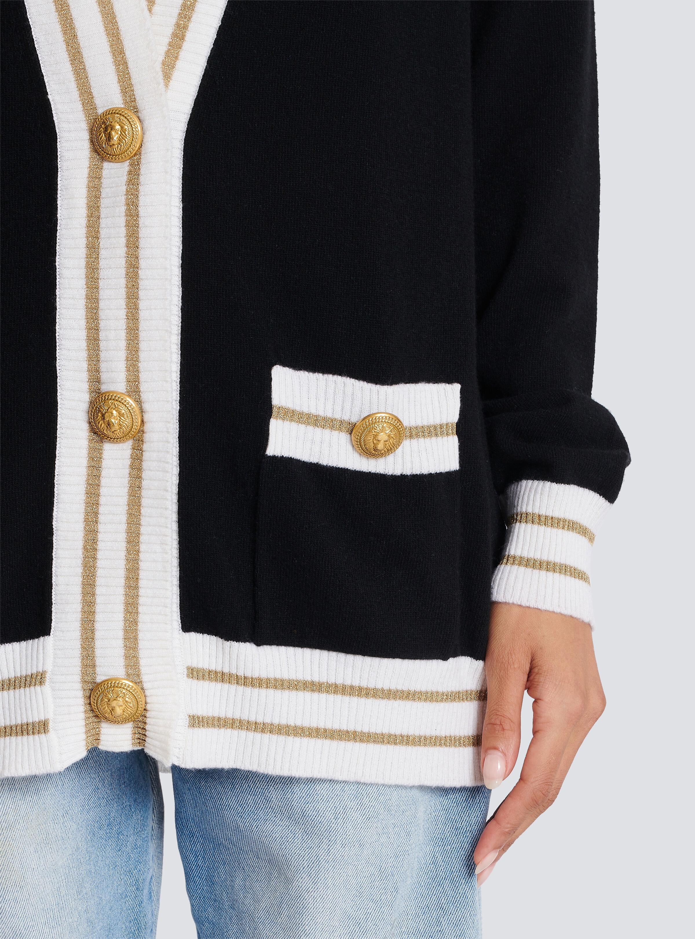 Cashmere cardigan with Balmain logo - 6