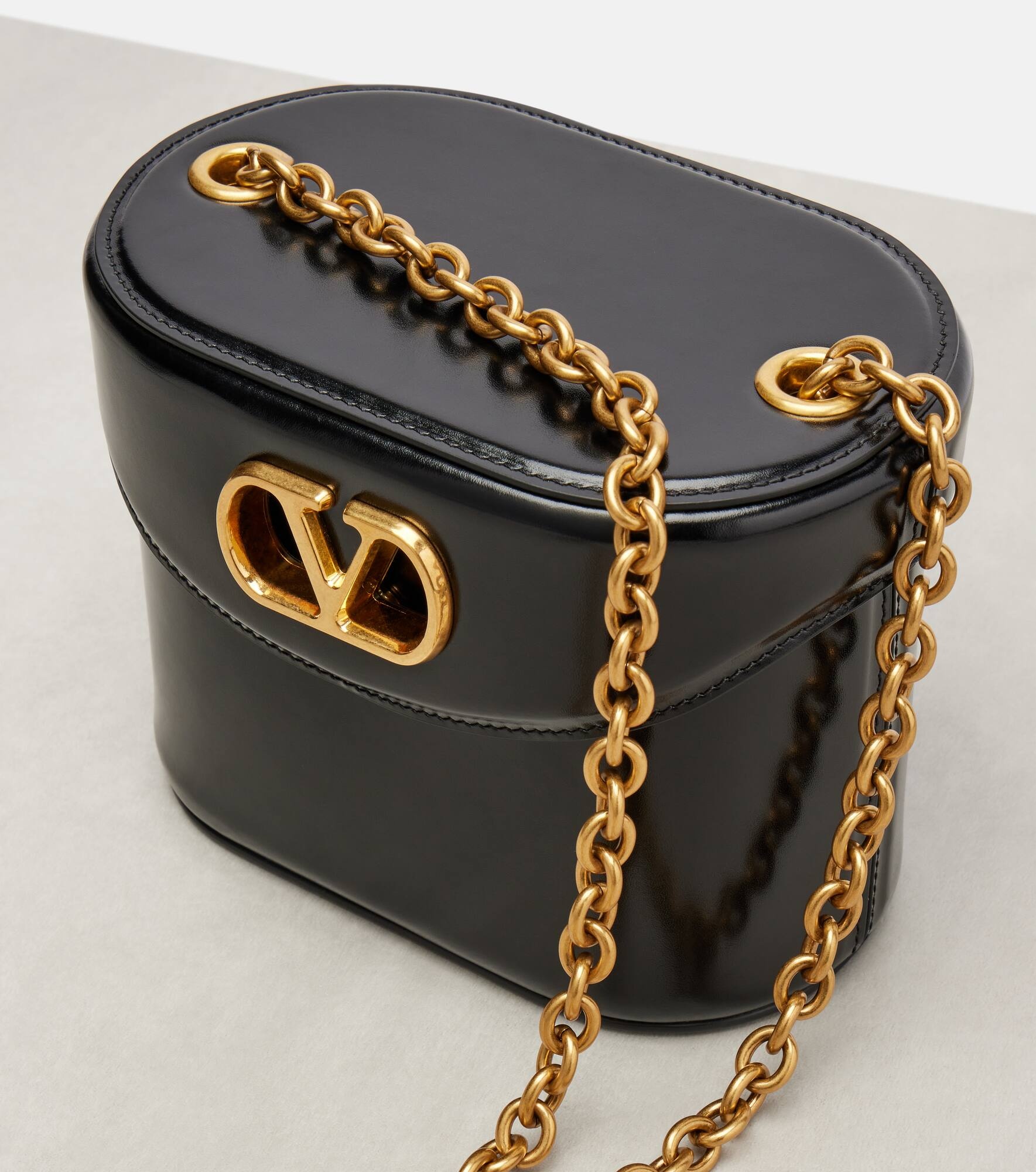 Vain VLogo leather vanity bag - 6