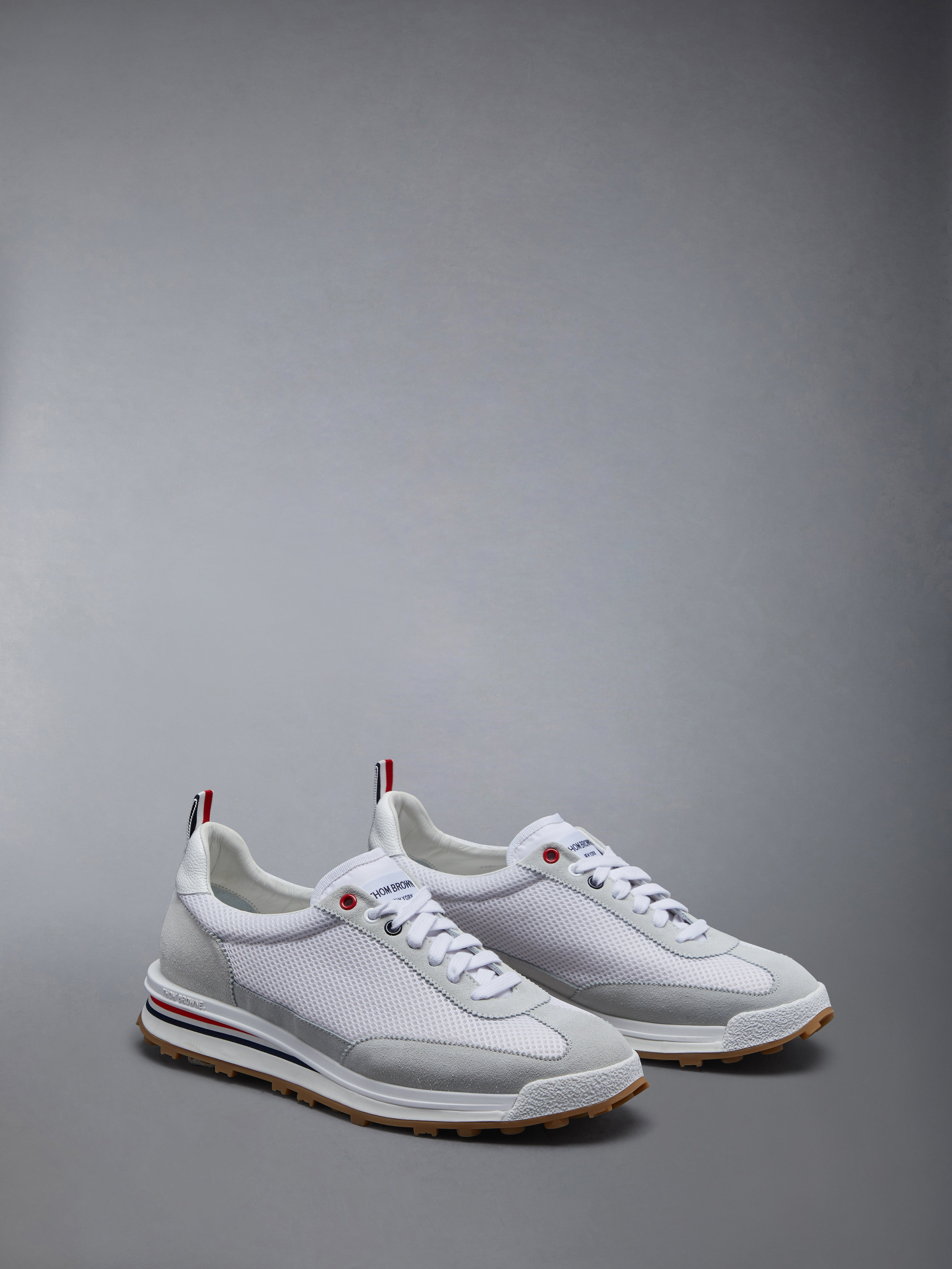 low-top panelled sneakers - 2