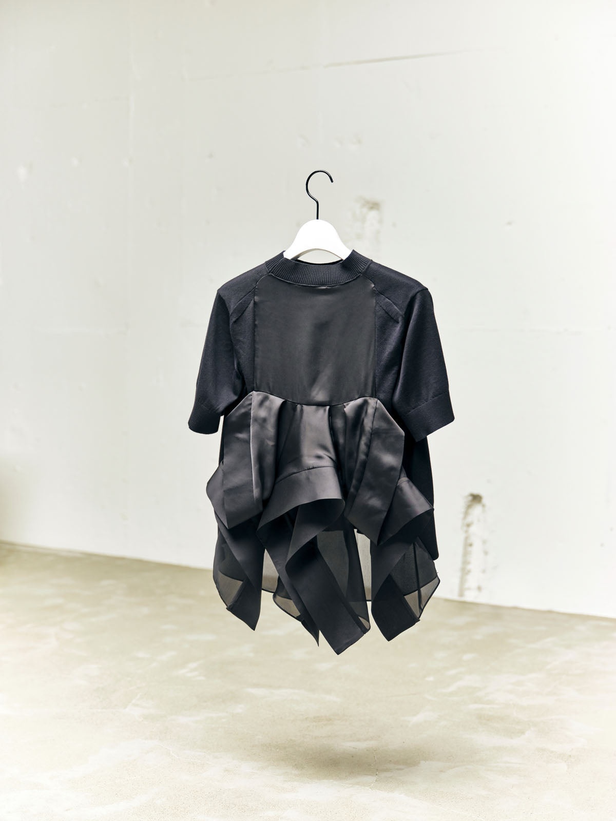 Emblem Knit Pullover - 5