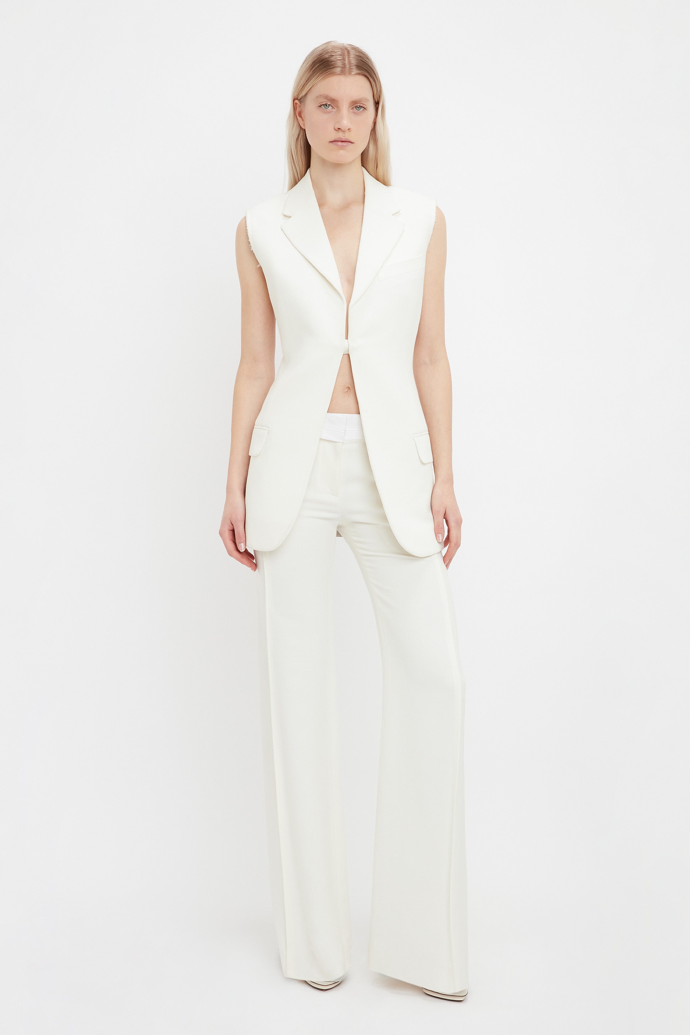 Sleeveless Jacket In Off White - 3