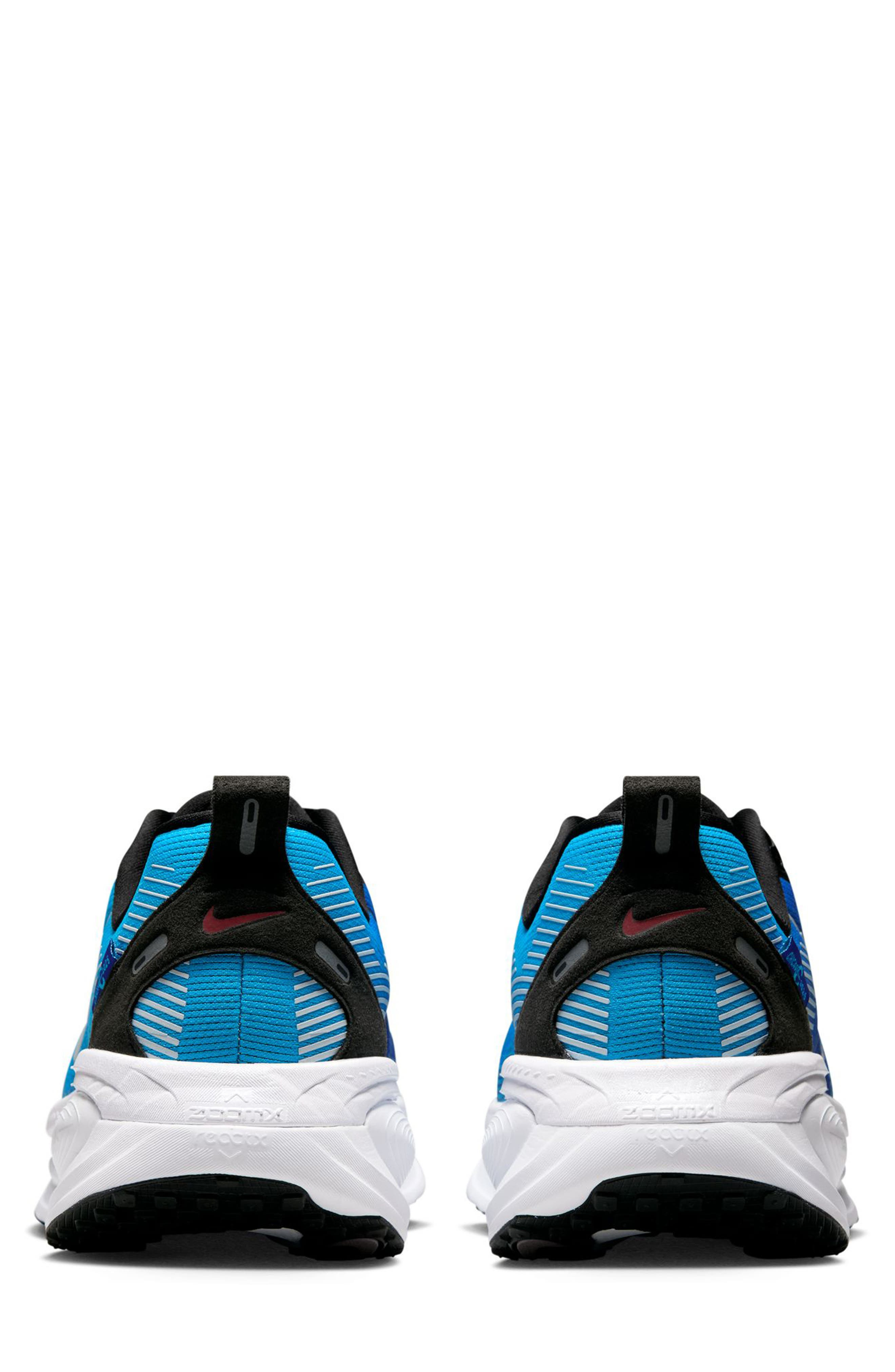 Nike Vomero 18 Running Shoe in White/Deep Night at Nordstrom - 5