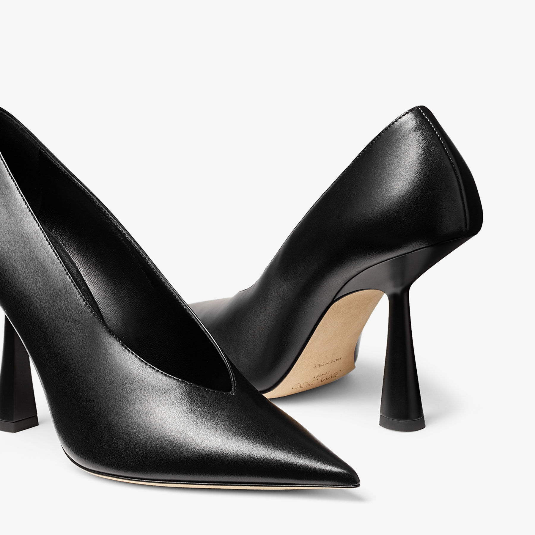 Maryanne 100
Black Calf Leather Pointed-Toe Pumps - 3