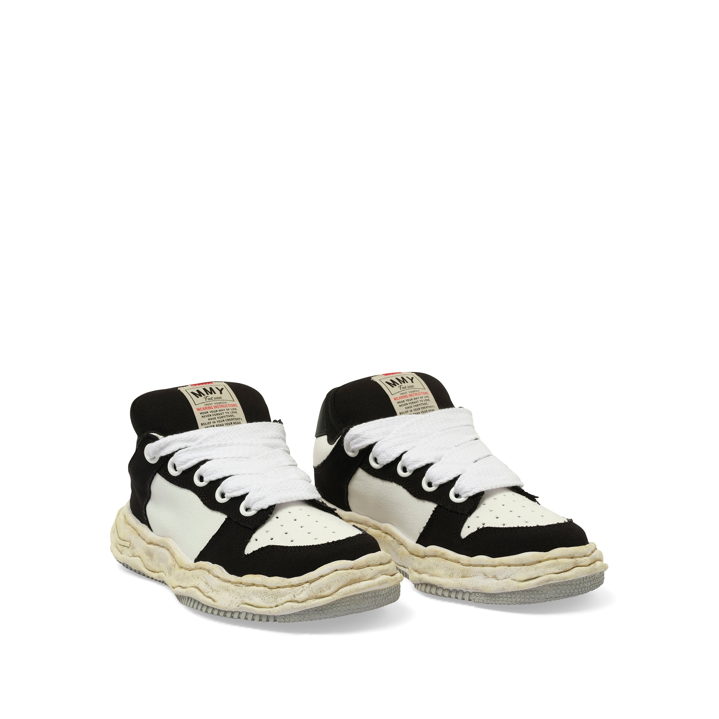 WAYNE OG Puffer Sneaker in Black/White - 2