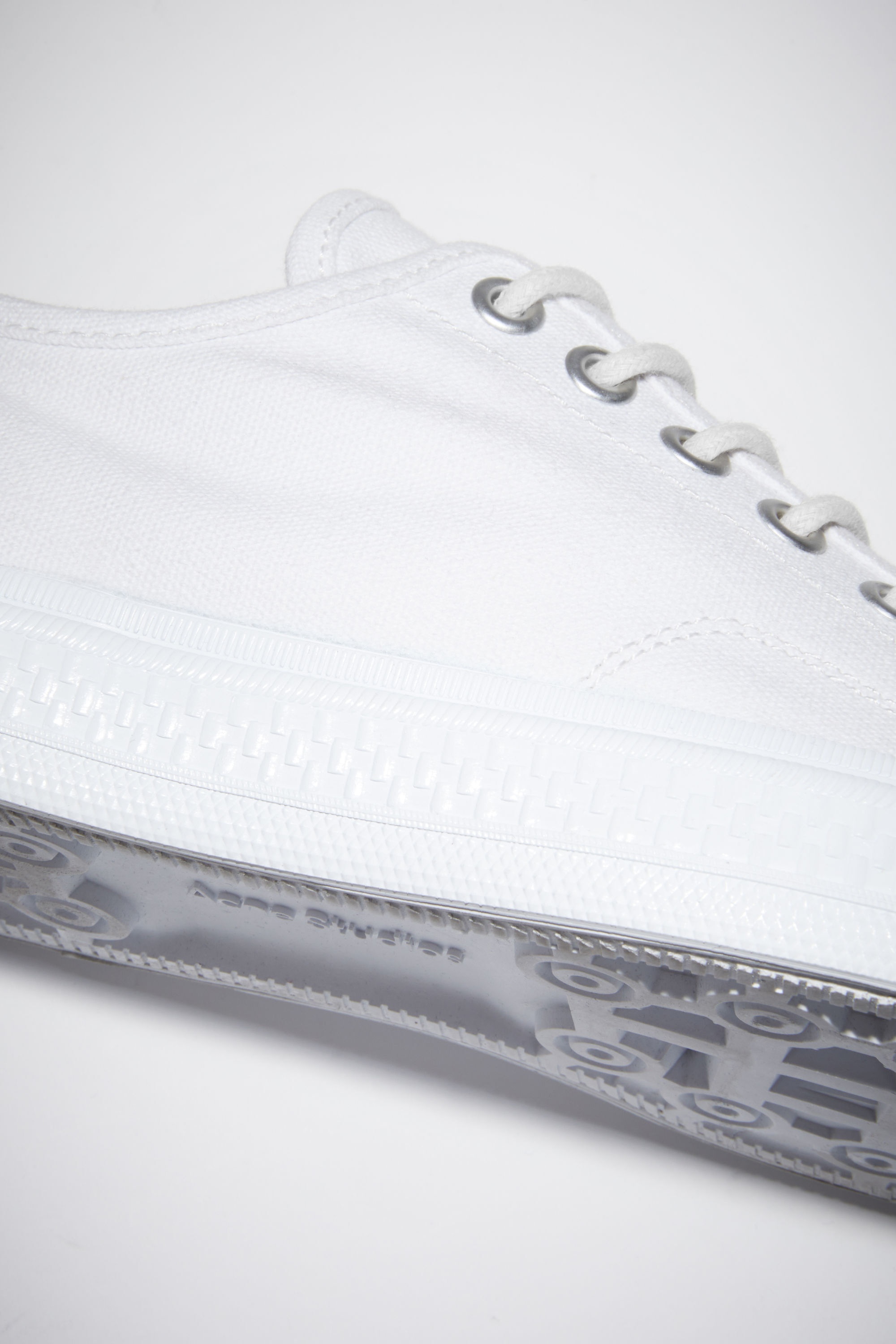 Low top sneakers - Optic White - 6