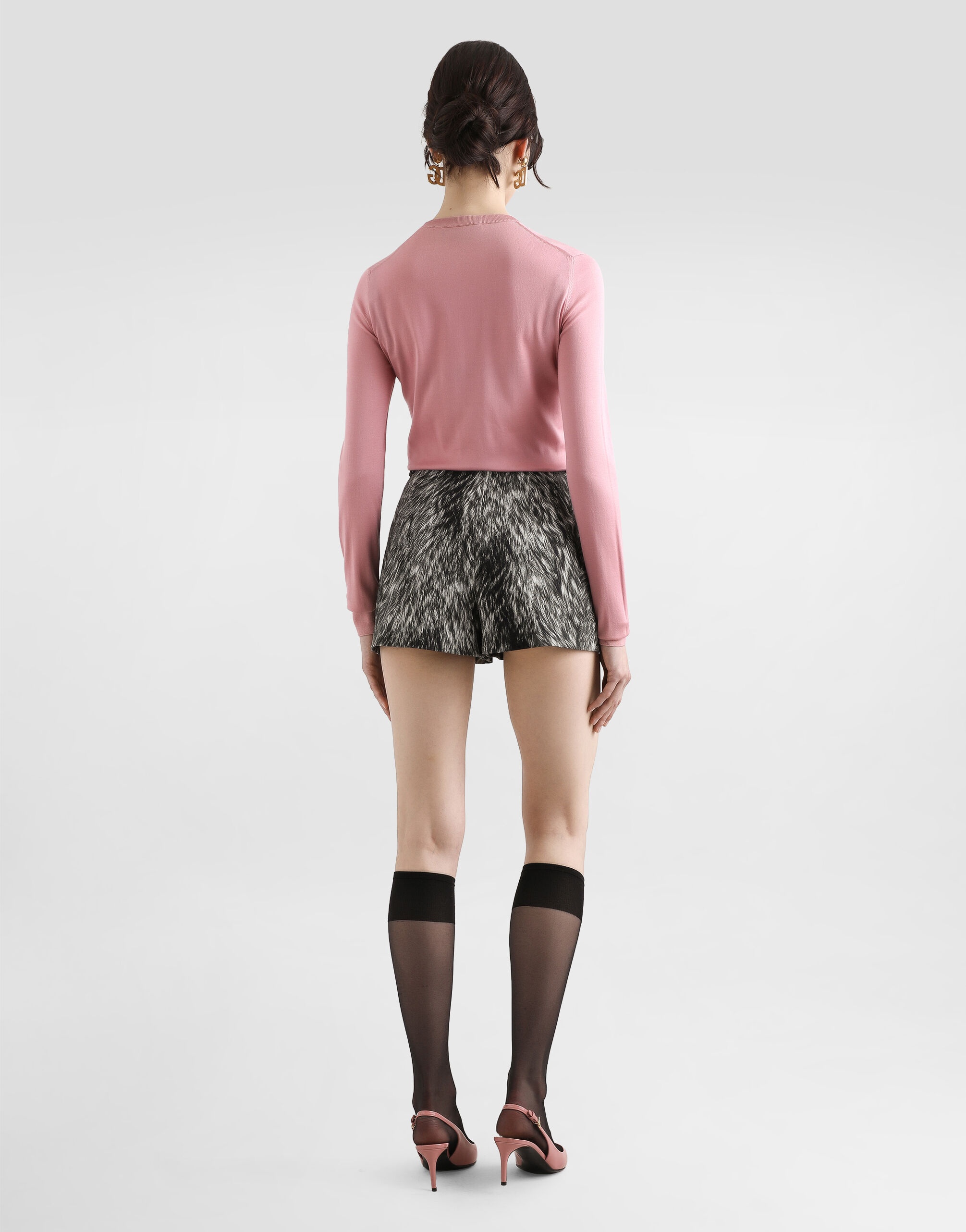 Long-sleeved silk sweater with flower embellishment - 3