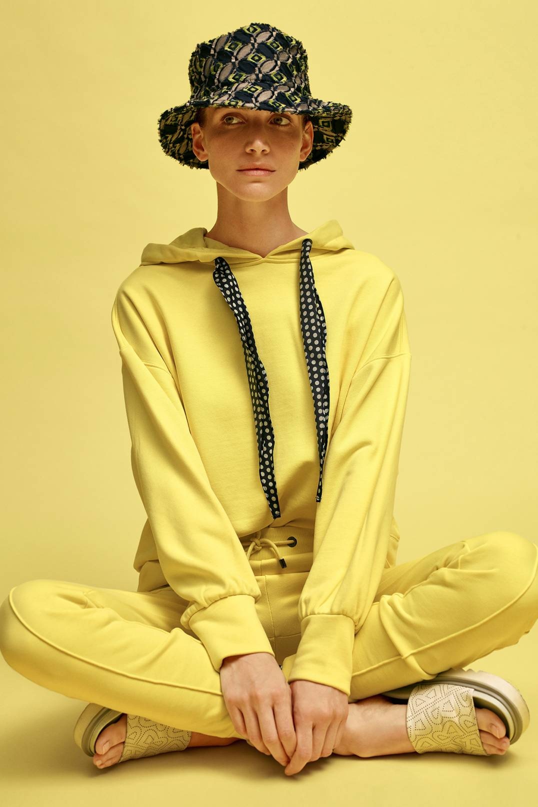 ROSALIE HOODIE IN YELLOW - 6