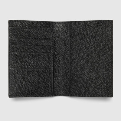GUCCI Passport case with Gucci logo outlook