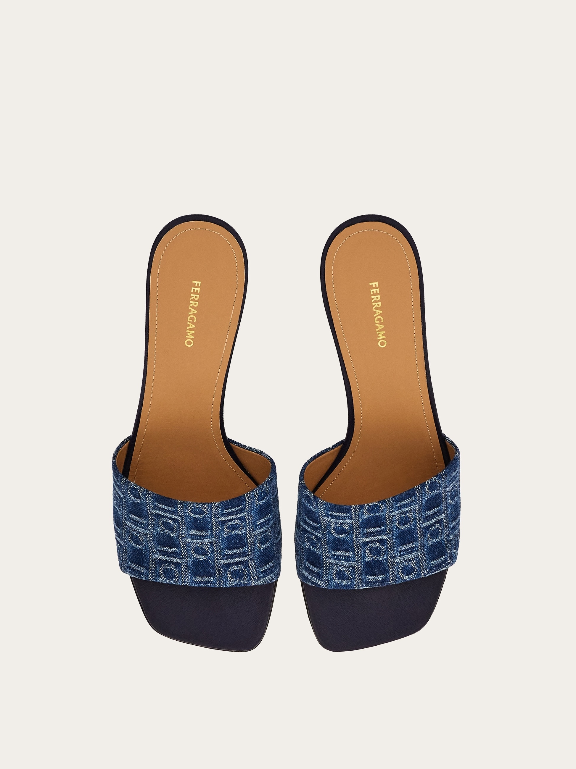 Ferragamo Monogram slide - 2