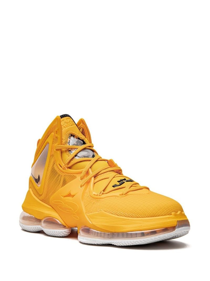 LeBron 19 high-top sneakers - 2