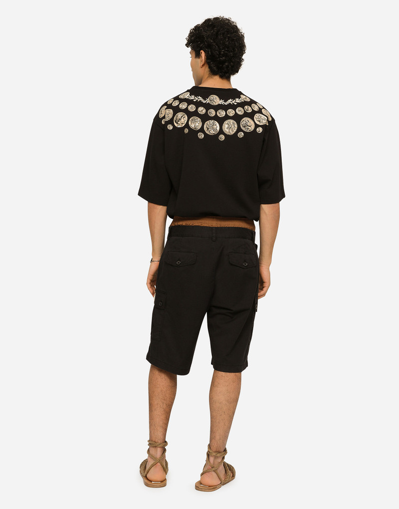 Stretch cotton cargo pants with brand plate 3