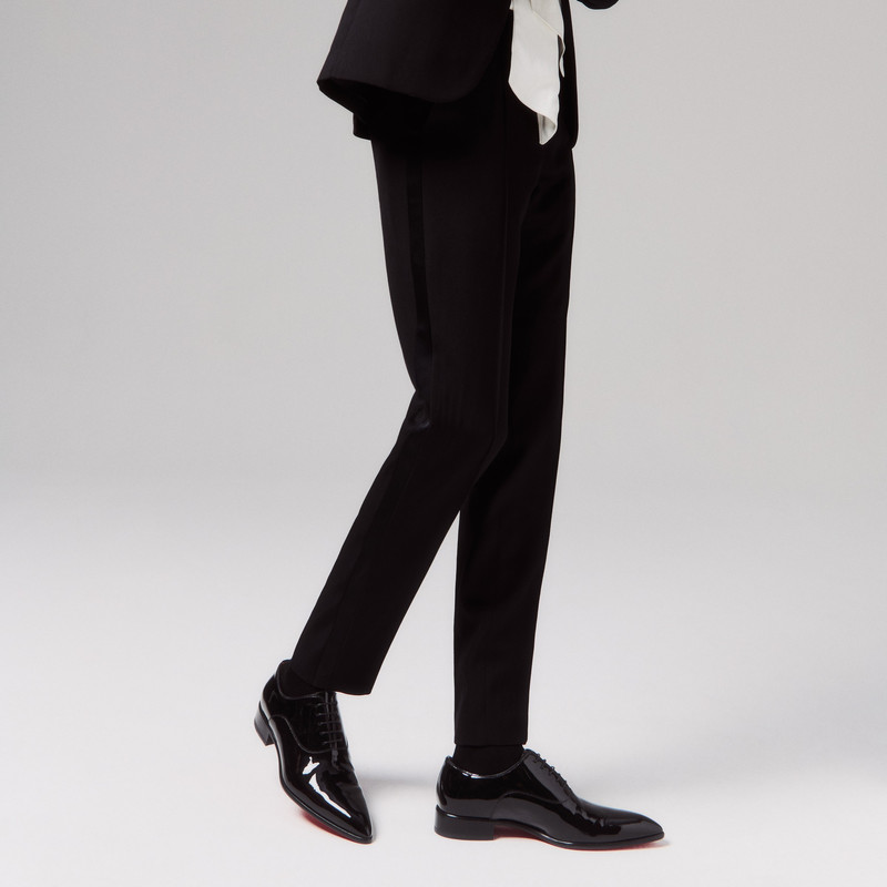 Christian Louboutin Pelvis outlook