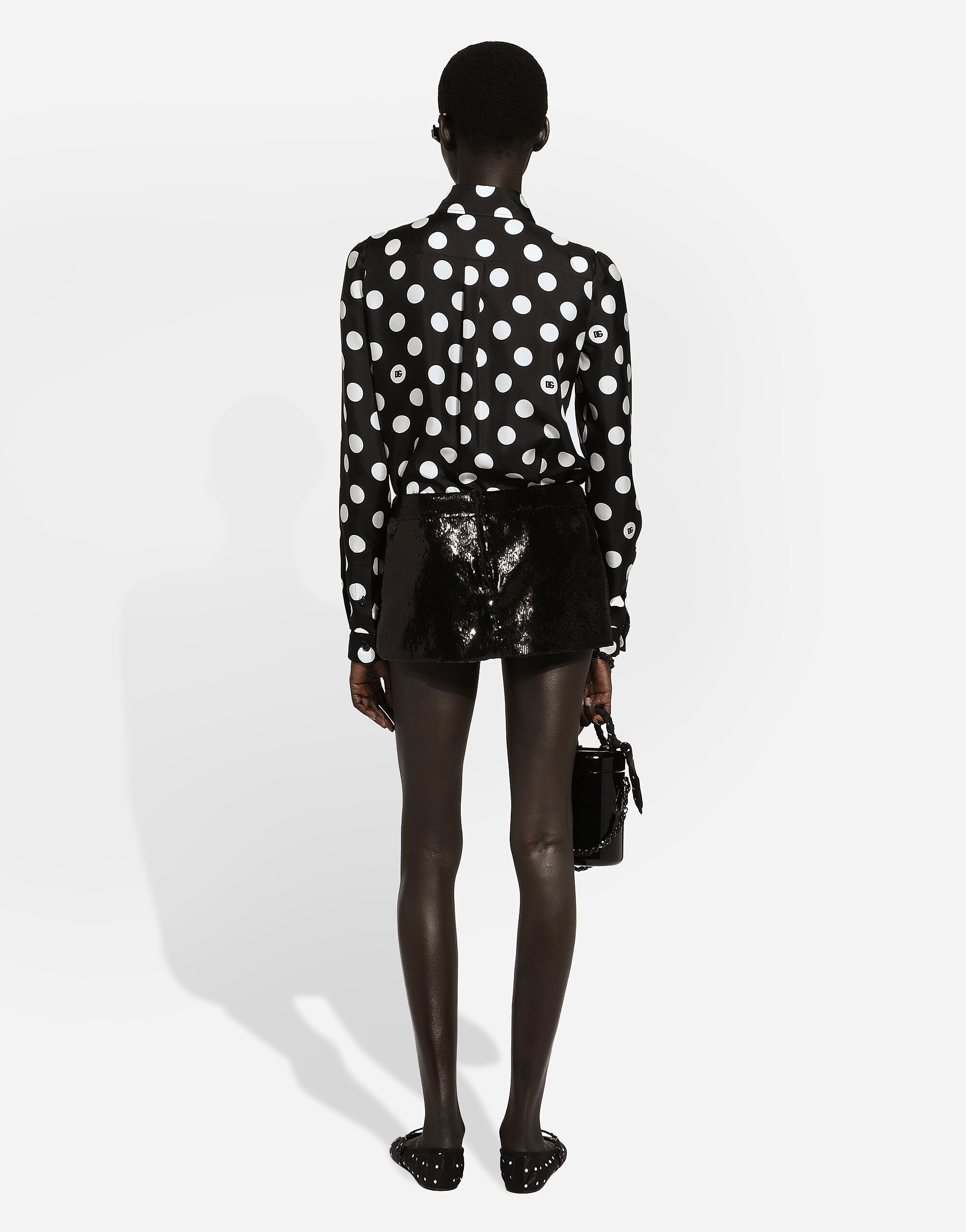 Miniskirt with micro-sequin embellishment - 3