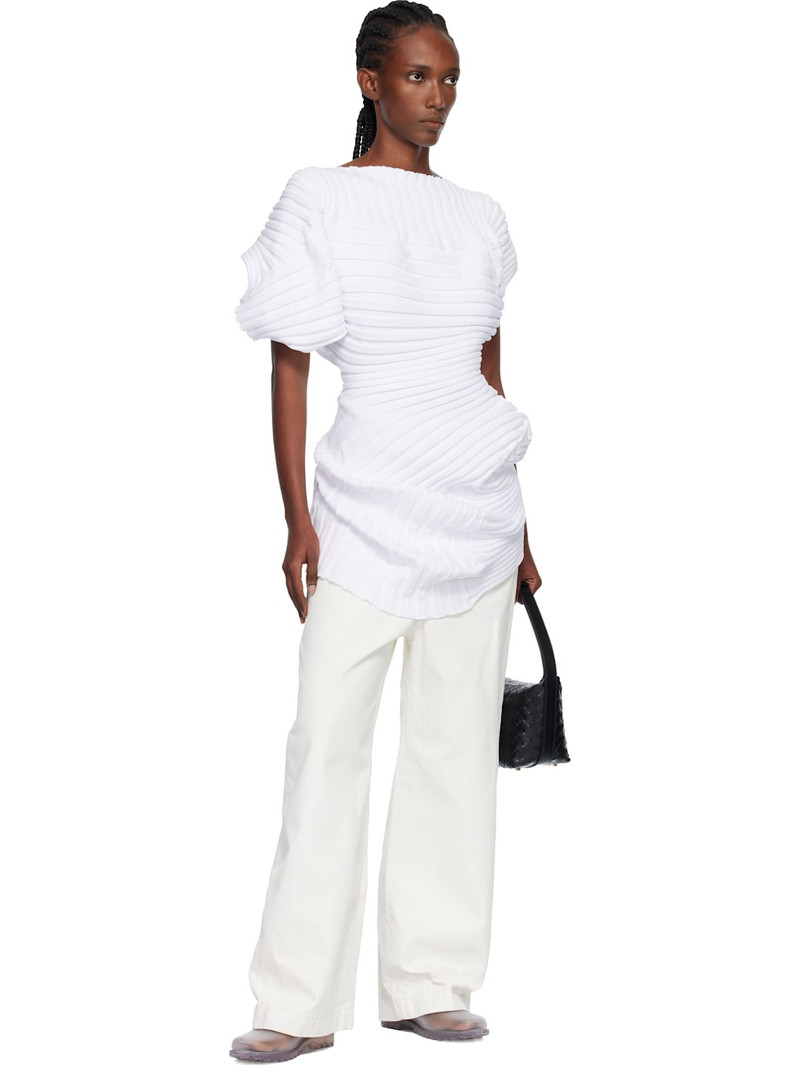 ISSEY MIYAKE White Knit 'As It Is' Top outlook
