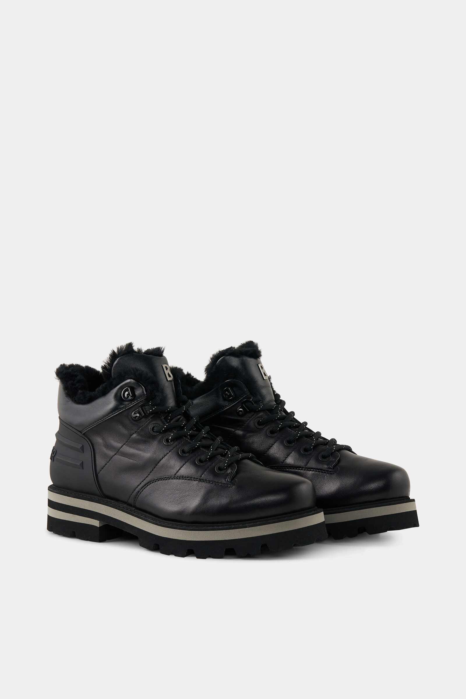 Low boots Courchevel in Black - 4