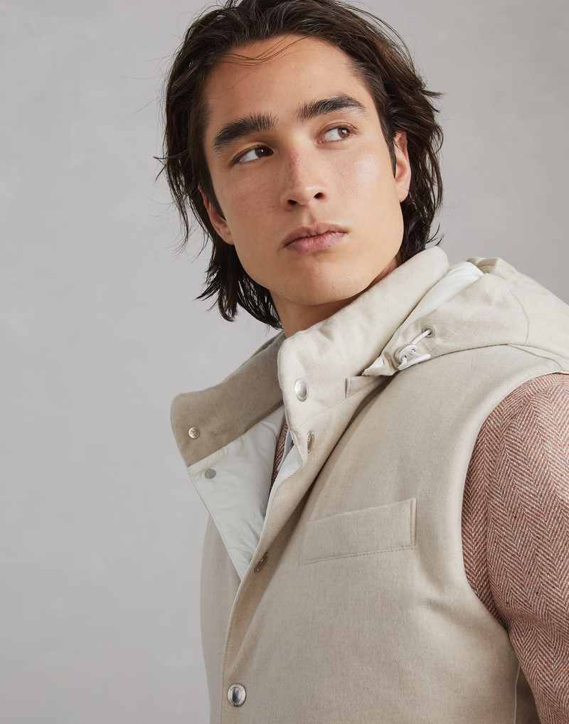 Bonded wool flannel down vest with detachable hood 3