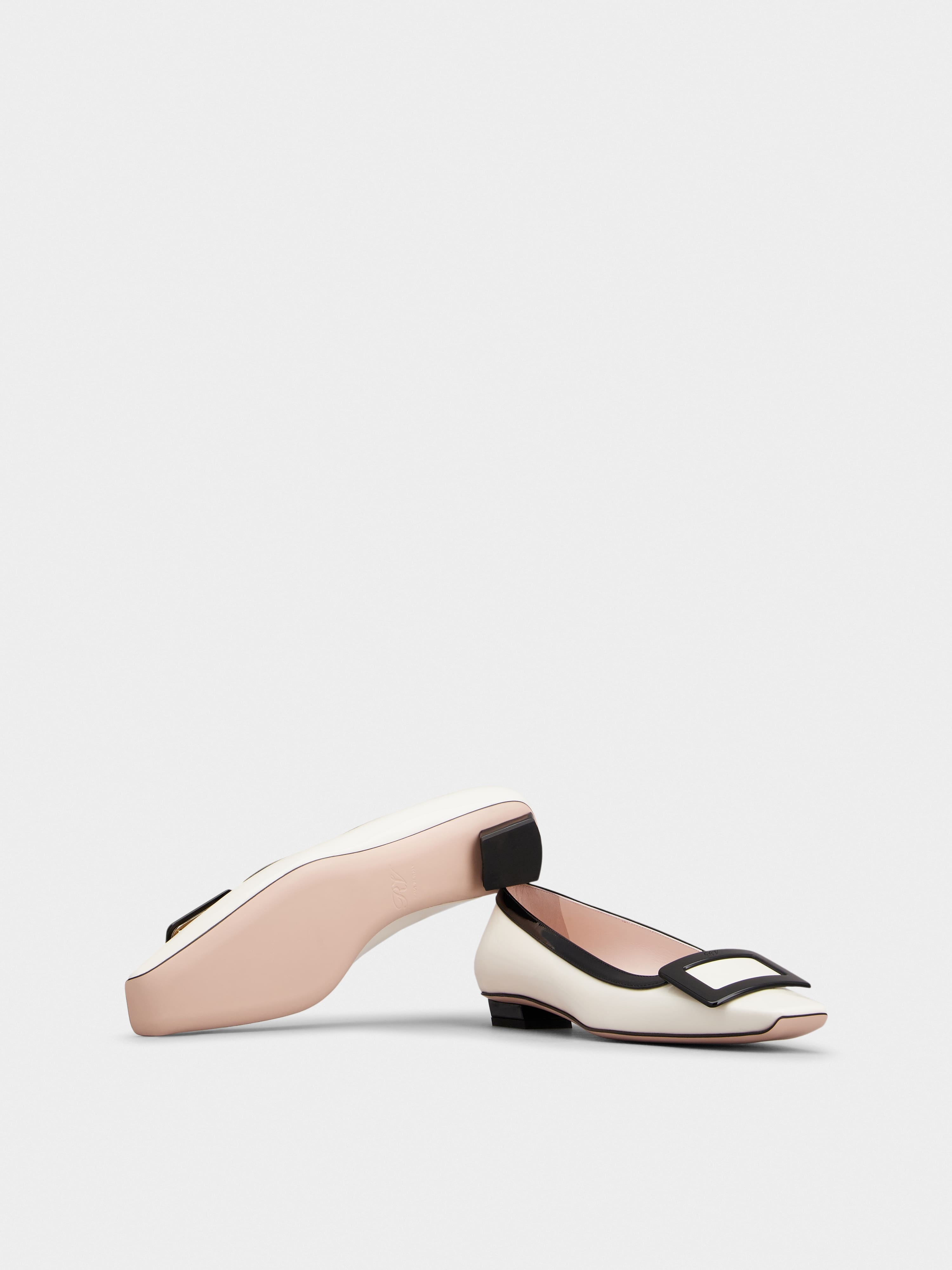 Belle Vivier Lacquered Buckle Ballerinas in Patent Leather - 6